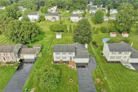 View/Area - 721 Close Cir, Webster, NY 14580 photo 1 of 4