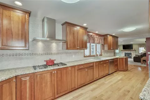 Kitchen - 721 Close Cir, Webster, NY 14580 photo 1 of 6