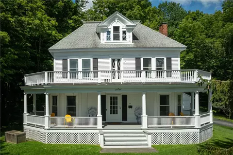 29 Lake St, Stamford, NY 12167