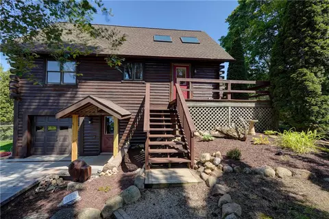 2883 De Noon Rd, Caledonia, NY 14423