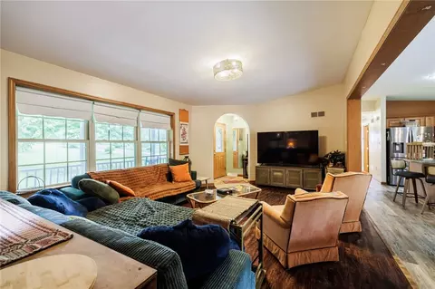 Living - 3767 Retsof Rd, Piffard, NY 14533 photo 2 of 2