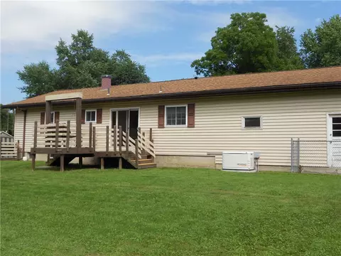 390 Merrill Pl, Southport, NY 14904