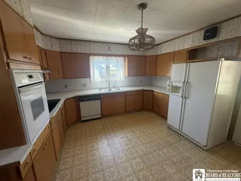 204 E Water St, Olean, NY 14760 photo 4
