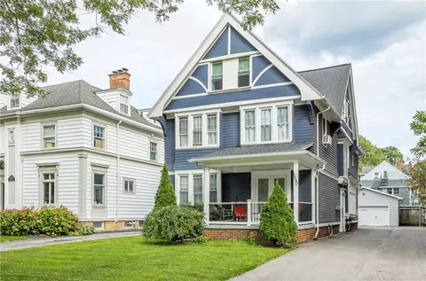 150 Barrington St, Rochester, NY 14607
