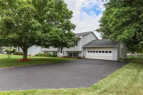 2 Jacqueline Dr, Erwin, NY 14870