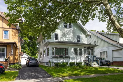 122 Mcnaughton St, Rochester, NY 14606