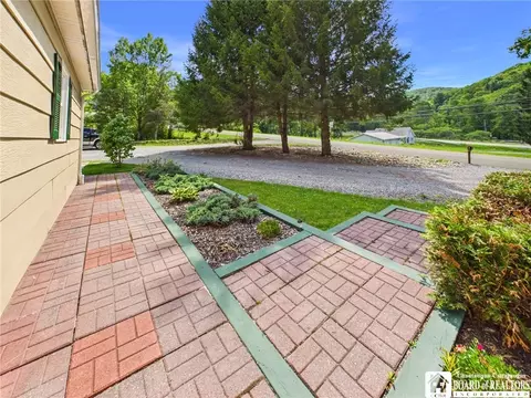 Exterior - 1117 Old Rock City Rd, Olean, NY 14760 photo 11 of 14
