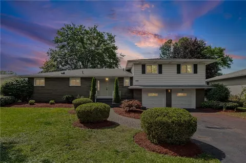 599 Bonnie Brae Ave, Rochester, NY 14618