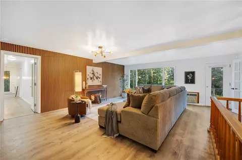 Living - 554 Helendale Rd, Irondequoit, NY 14609 photo 6 of 8