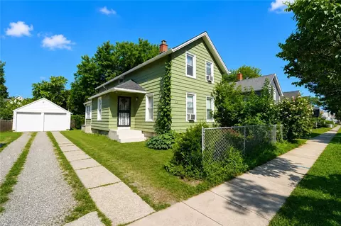 55 Myrtle St, Rochester, NY 14606