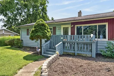 61 Faircrest Rd, Rochester, NY 14623
