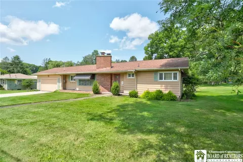239 Camp St, Jamestown, NY 14701