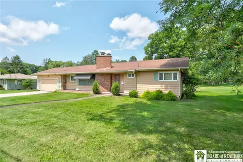 239 Camp St, Jamestown, NY 14701