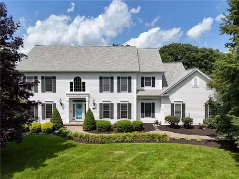 12 Northstone, Pittsford, NY 14534