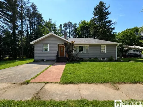 220 Colfax St, Jamestown, NY 14701