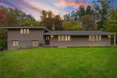 6 Mountain Rise, Perinton, NY 14450