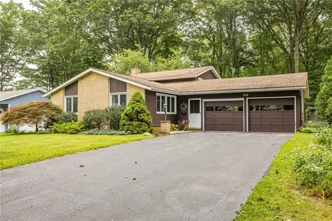 356 Black Walnut Dr, Greece, NY 14615