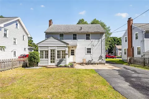 Exterior - 33 Coolidge Rd, Irondequoit, NY 14622 photo 13 of 13