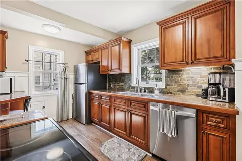 Kitchen - 33 Coolidge Rd, Irondequoit, NY 14622 photo 1 of 4