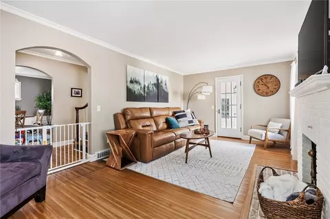 Living - 33 Coolidge Rd, Irondequoit, NY 14622 photo 4 of 4