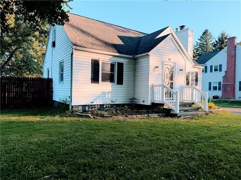 Exterior - 101 E Buffalo St, Riga, NY 14428 photo 2 of 11