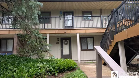 302 Edgewater Dr, Westfield, NY 14787