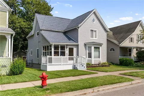 135 Thacher St, Hornell, NY 14843