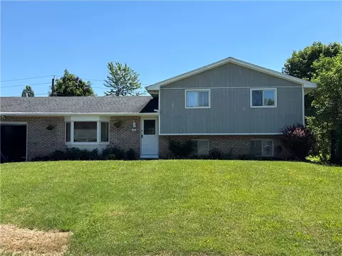 50 Kenwick Dr, Rochester, NY 14623