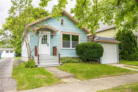 33 Mount Vernon Ave, Rochester, NY 14620