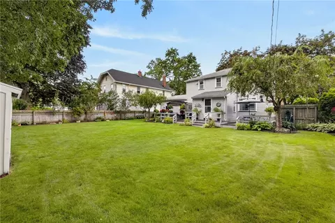 Exterior - 420 Cooper Rd, Irondequoit, NY 14617 photo 8 of 10