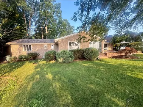 4071 Dwyer Ln, Geneva, NY 14456