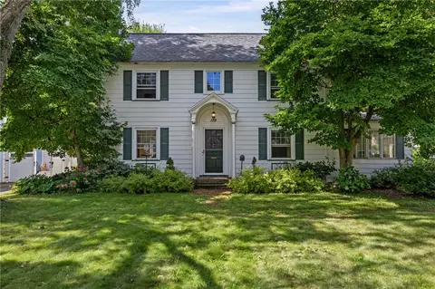 119 Willowbend Rd, Rochester, NY 14618