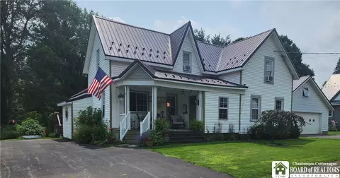 10429 Main St, Mina, NY 14736