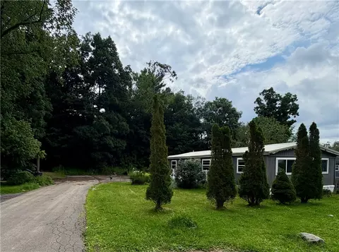 18 Anchor Dr, Ithaca, NY 14850 photo 2