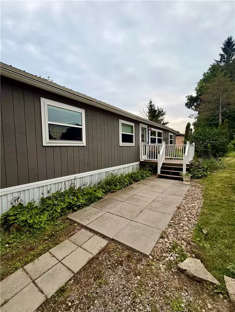 18 Anchor Dr, Ithaca, NY 14850 photo 3