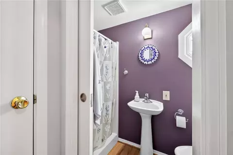 Bath - 149 Yorkshire Rd, Irondequoit, NY 14609 photo 2 of 2