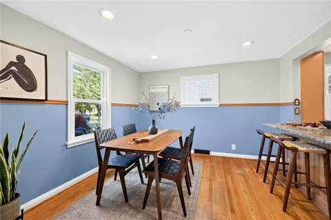Dining - 149 Yorkshire Rd, Irondequoit, NY 14609 photo 2 of 3