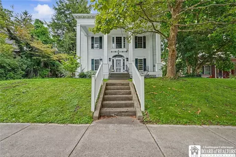 518 Lakeview Ave, Jamestown, NY 14701