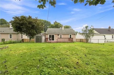 Exterior - 1061 Whitlock Rd, Irondequoit, NY 14609 photo 5 of 6