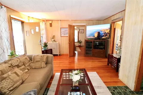 Living - 708 Helendale Rd, Irondequoit, NY 14609 photo 2 of 4