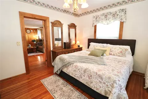 Bedroom - 708 Helendale Rd, Irondequoit, NY 14609 photo 10 of 11