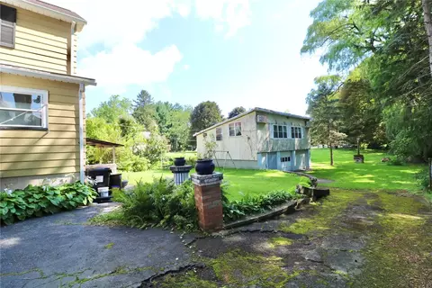 Exterior - 708 Helendale Rd, Irondequoit, NY 14609 photo 10 of 11
