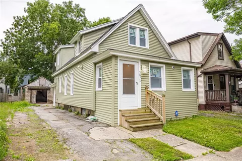 581 Frost Ave, Rochester, NY 14611
