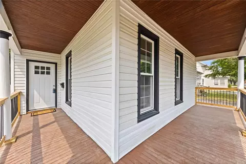 Exterior - 7 Spencer St, Lyons, NY 14489 photo 4 of 9