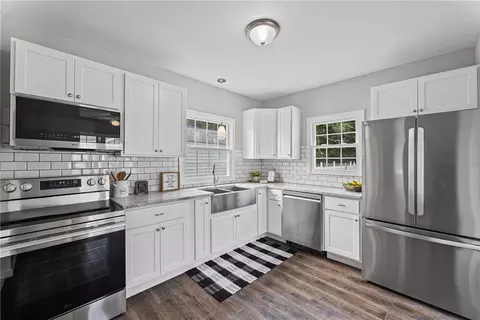 Kitchen - 7 Spencer St, Lyons, NY 14489 photo 3 of 3