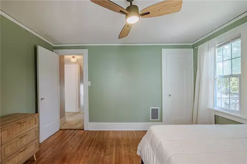 Bedroom - 84 Harwick Rd, Irondequoit, NY 14609 photo 2 of 5