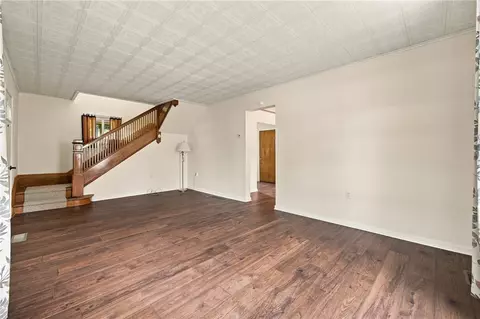 Living - 123 Walnut St, Milo, NY 14527 photo 2 of 3