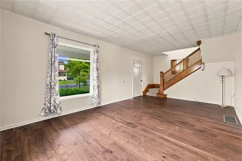 Living - 123 Walnut St, Milo, NY 14527 photo 3 of 3