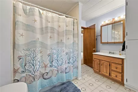 Bath - 123 Walnut St, Milo, NY 14527 photo 1 of 2