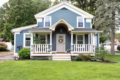 71 E Main St, Avon, NY 14414